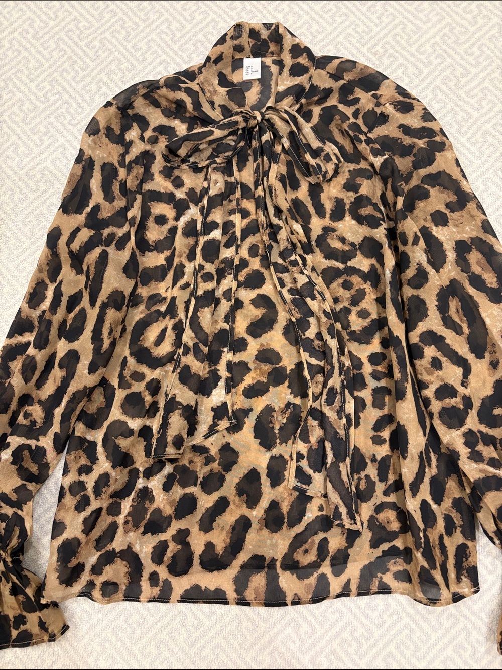 Leopard Blouse - Picture 2 of 3